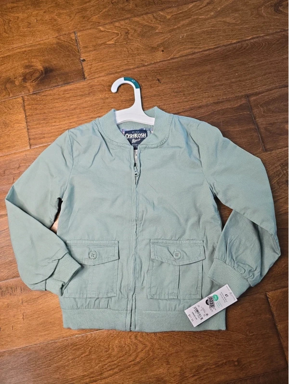 4t brand new jacket from oshkosh, item 233G2